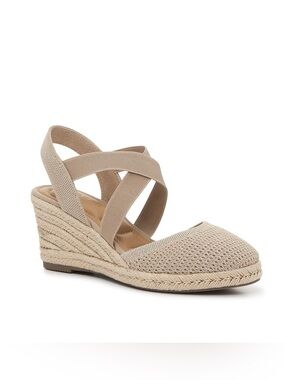 Kelly & Katie Tan Espadrille Wedge Sandals with Crisscross Straps Size 10 comfy!